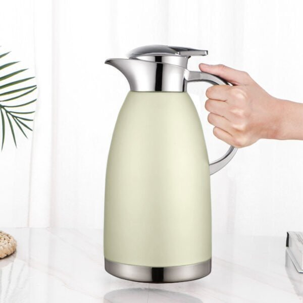 Soga 1.8L Gold Insulated Vacuum Flask - Image 4