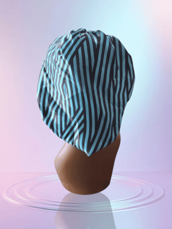 Bonnet with ties - Image 3